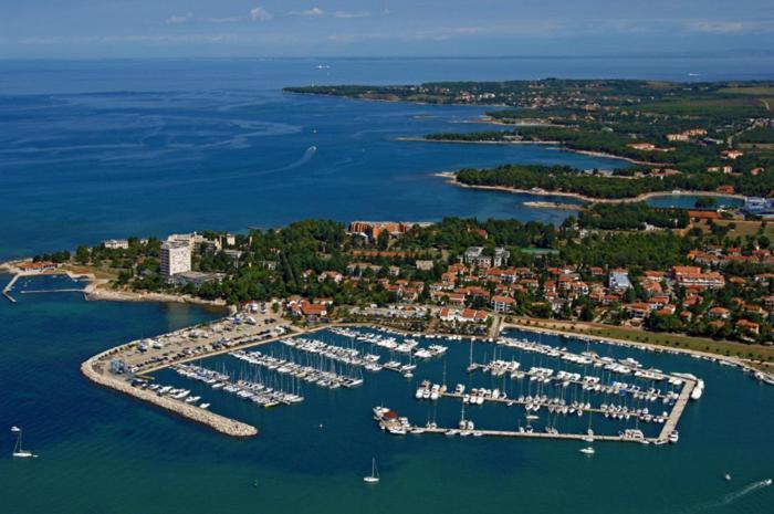 Apartments Villa Nona Умаг Екстериор снимка