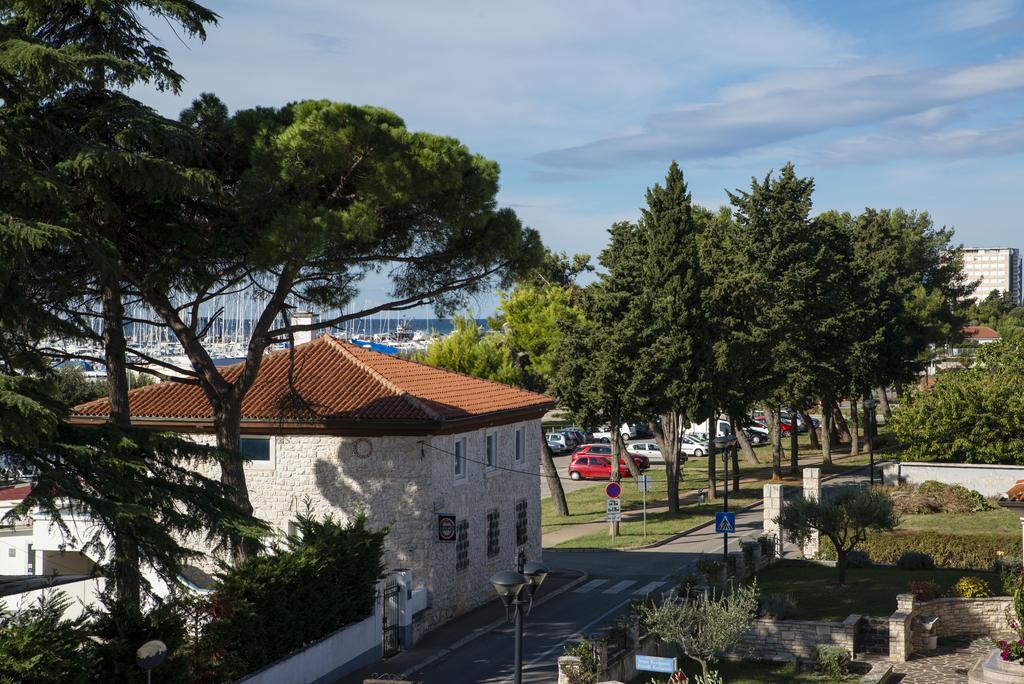 Apartments Villa Nona Умаг Екстериор снимка