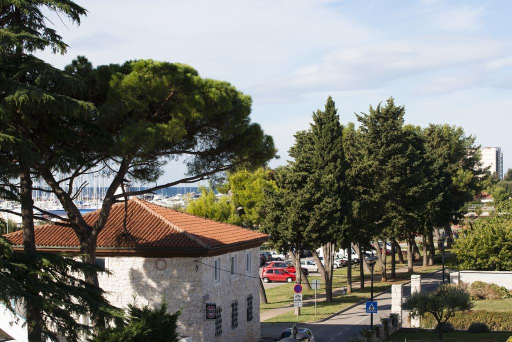 Apartments Villa Nona Умаг Екстериор снимка