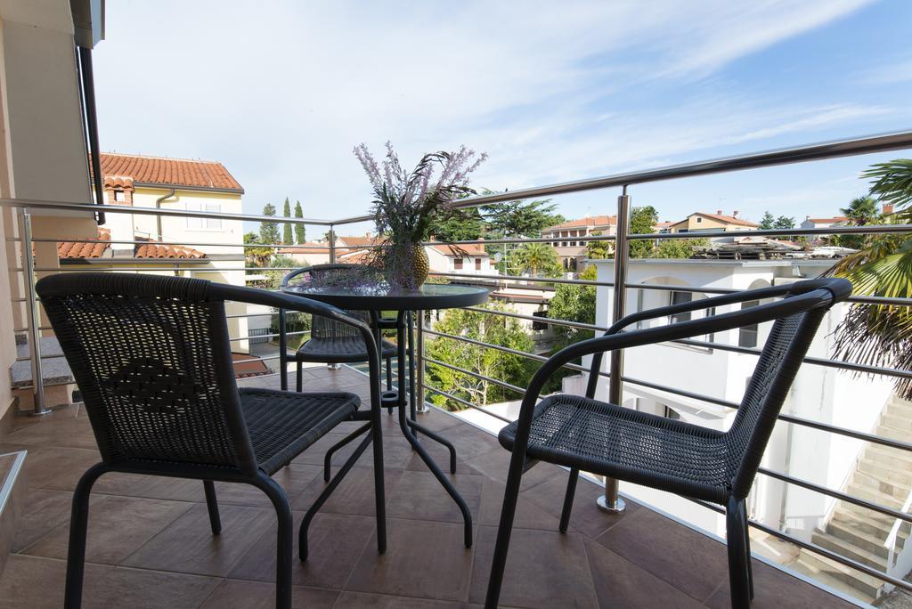 Apartments Villa Nona Умаг Екстериор снимка