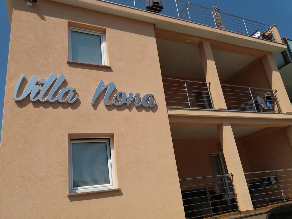 Apartments Villa Nona Умаг Екстериор снимка